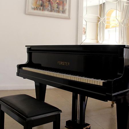 Real Hotel Lujan Zewnętrze zdjęcie