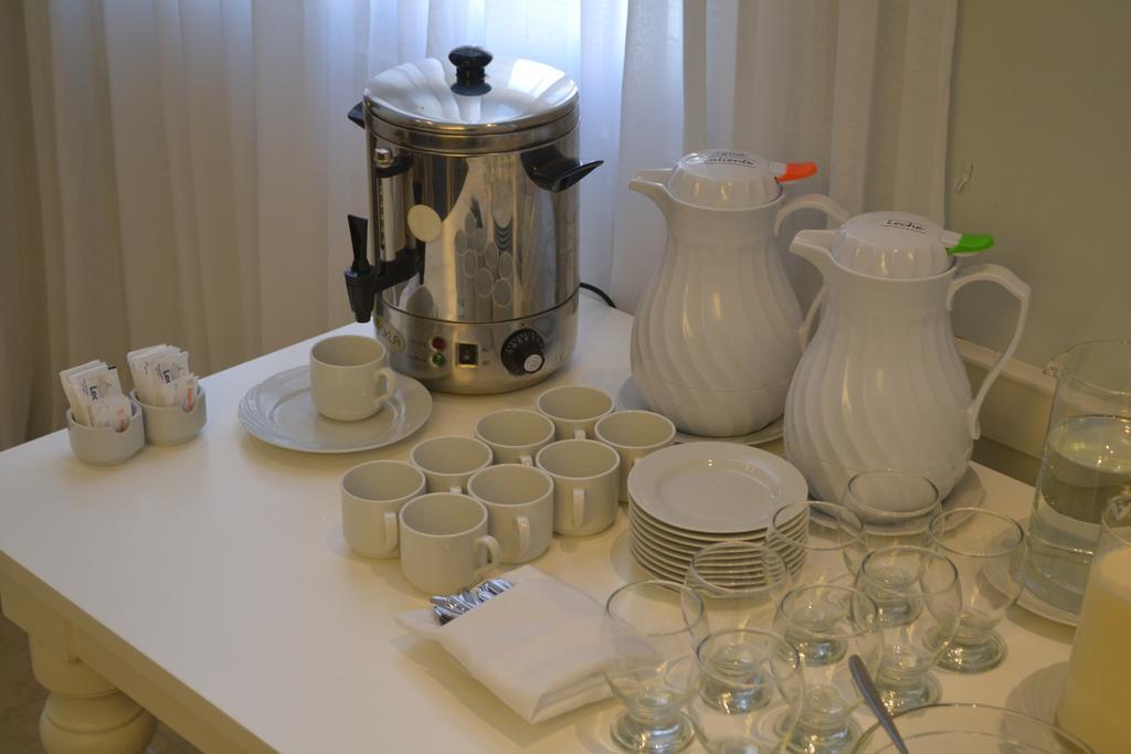 Real Hotel Lujan Zewnętrze zdjęcie