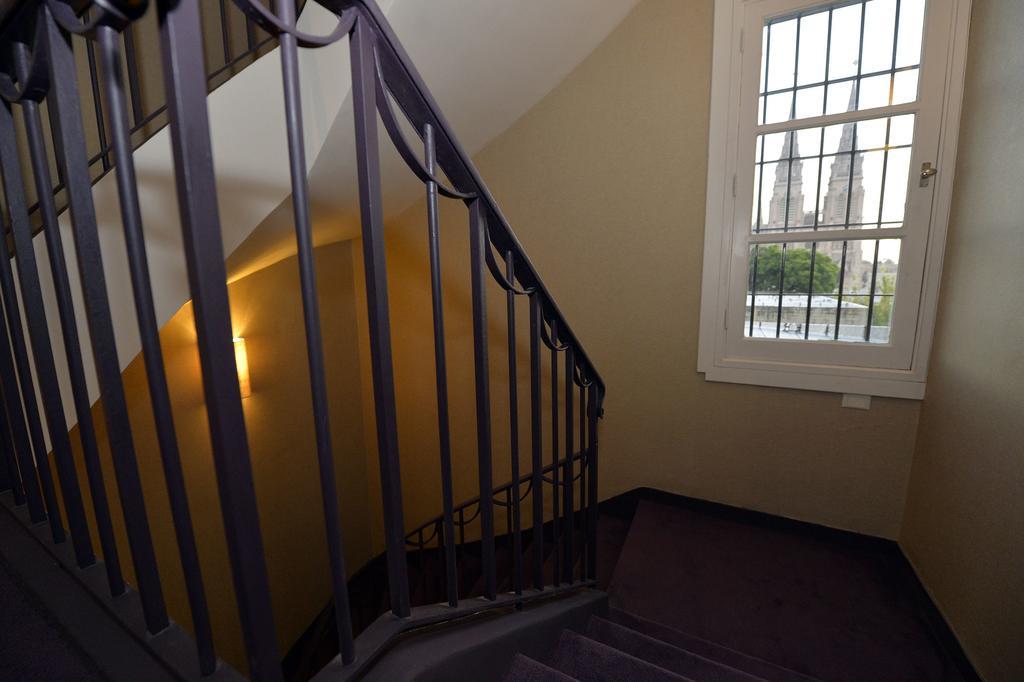 Real Hotel Lujan Zewnętrze zdjęcie