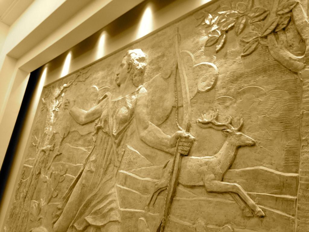 Real Hotel Lujan Zewnętrze zdjęcie