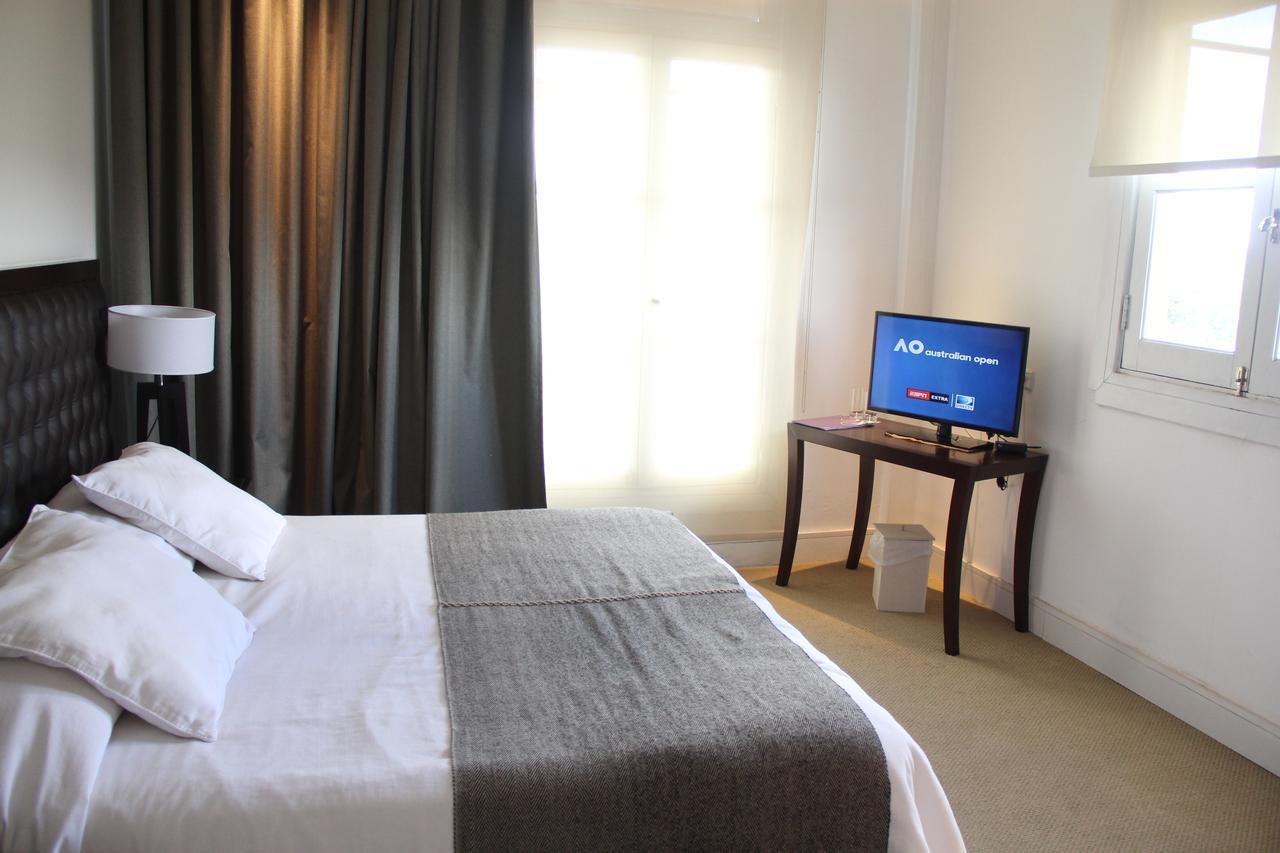 Real Hotel Lujan Zewnętrze zdjęcie
