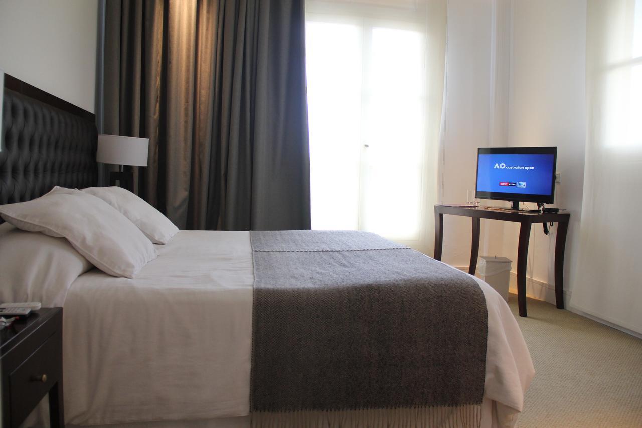 Real Hotel Lujan Zewnętrze zdjęcie