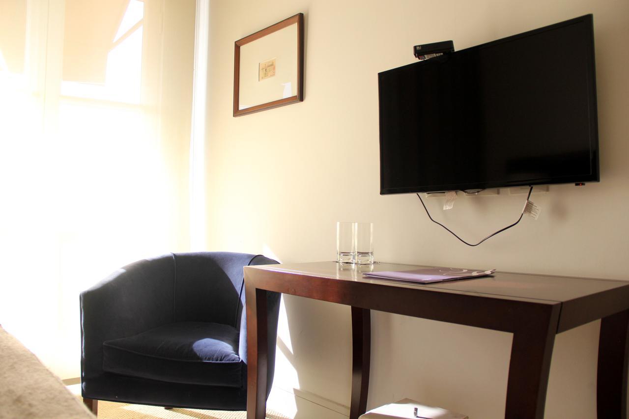 Real Hotel Lujan Zewnętrze zdjęcie