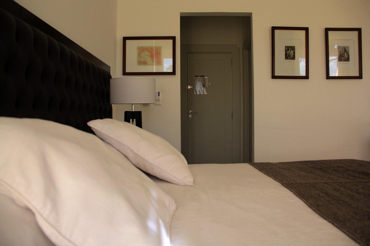 Real Hotel Lujan Zewnętrze zdjęcie